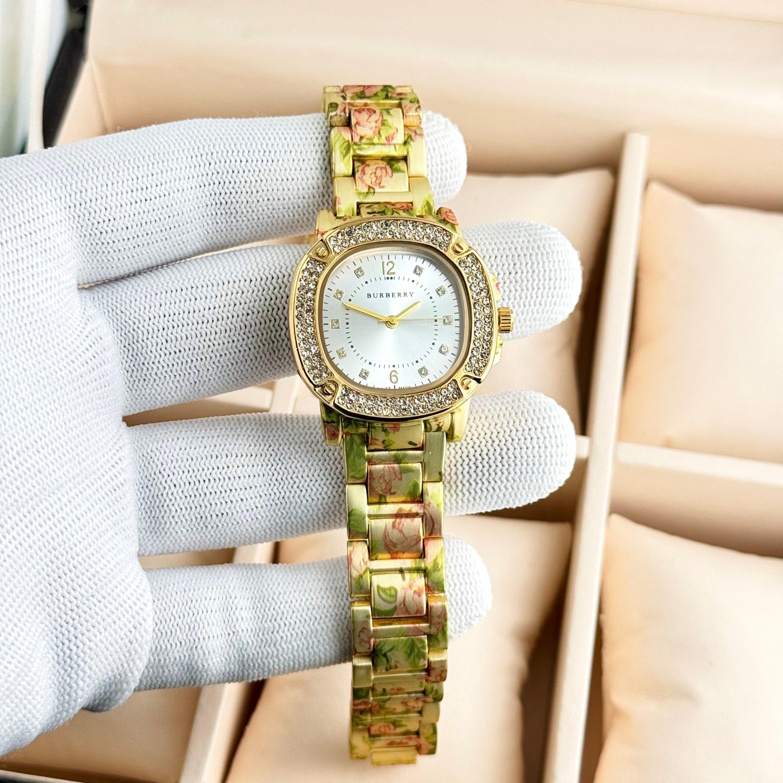 57 Burberry Leopard Crystal Luxury Edition Watch
